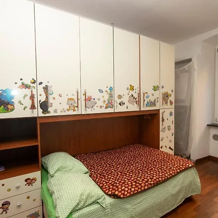 Pertinace Apartment *